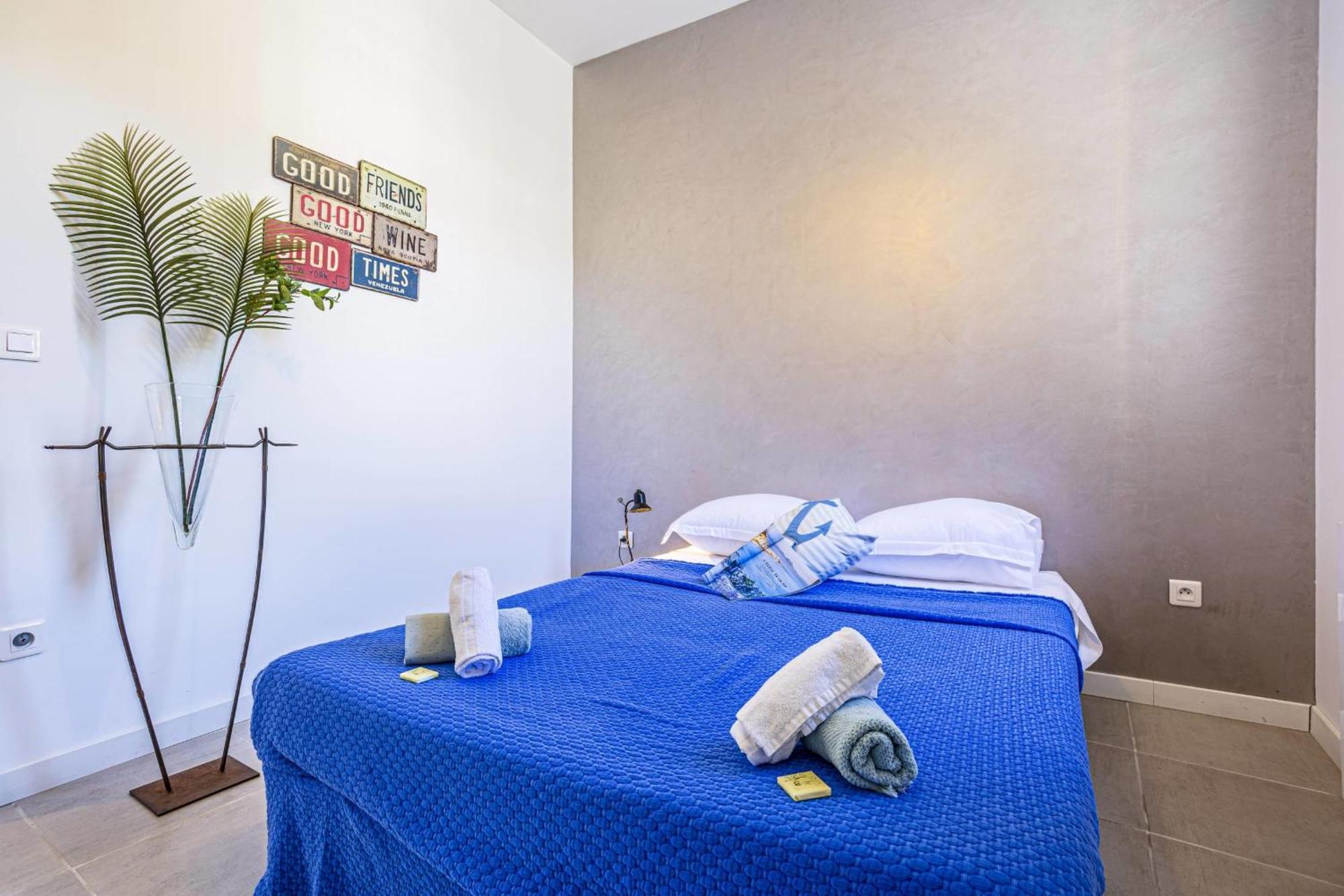 Guisol - Typical Nice 3 Bedroom Ac Near Port מראה חיצוני תמונה