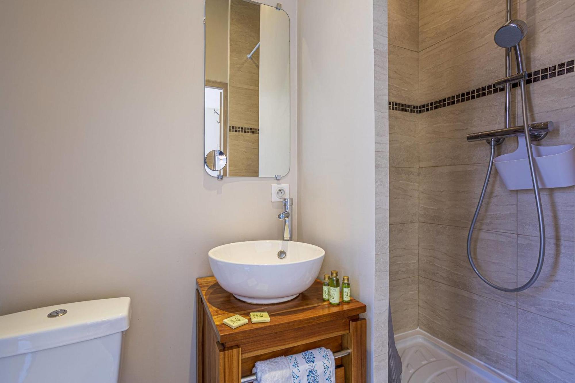 Guisol - Typical Nice 3 Bedroom Ac Near Port מראה חיצוני תמונה