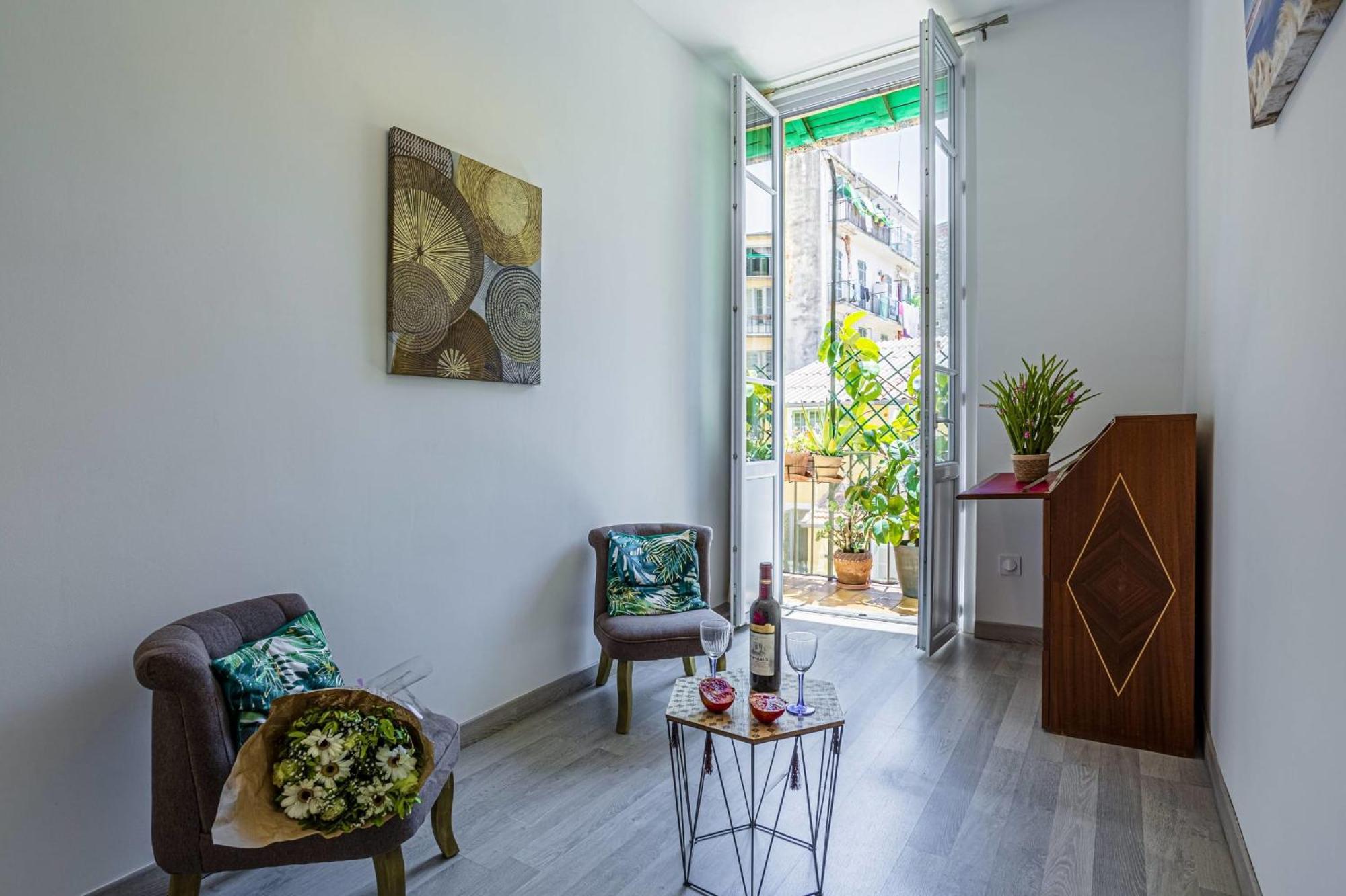 Guisol - Typical Nice 3 Bedroom Ac Near Port מראה חיצוני תמונה